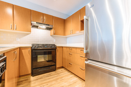 9 at 214 - 4783 Dawson Street, Brentwood Park, Burnaby North