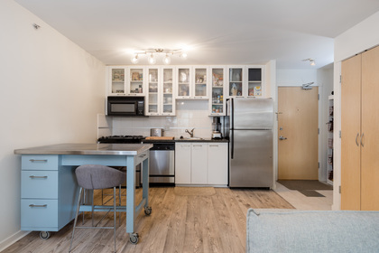 7 at 605 - 969 Richards Street, Downtown VW, Vancouver West