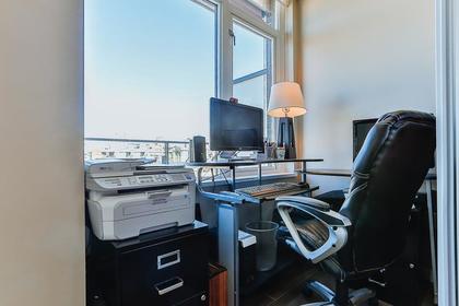 10 at 1001 - 1661  Street, False Creek, Vancouver West