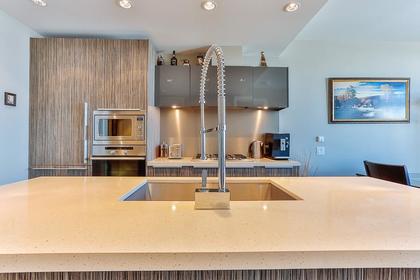 4 at 1001 - 1661  Street, False Creek, Vancouver West