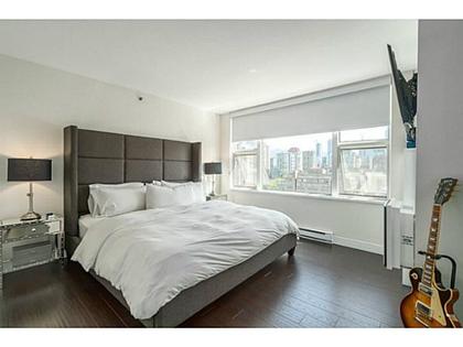 10 at 1903 - 1500 Hornby Street, Yaletown, Vancouver West