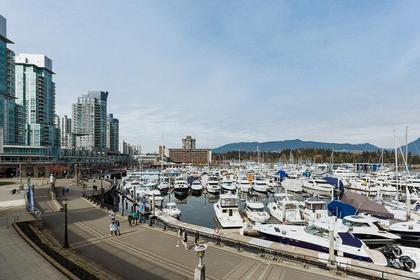 19 at 2006 - 555 Street, Coal Harbour, Vancouver West