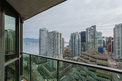 3 at 2006 - 555 Street, Coal Harbour, Vancouver West