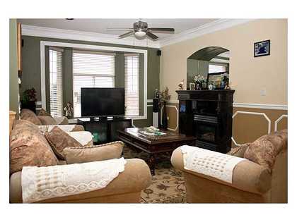 2 at 7190 Drive, Fraserview VE, Vancouver East