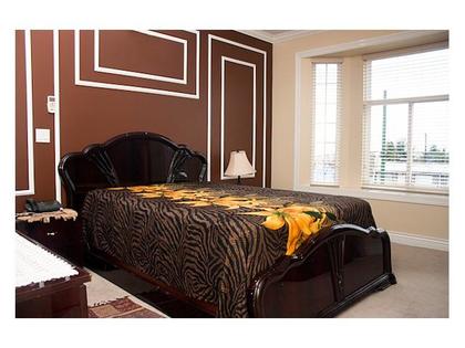 7 at 7190 Drive, Fraserview VE, Vancouver East