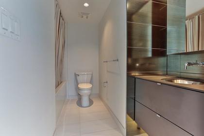8 at 702 - 1252 Street, Downtown VW, Vancouver West