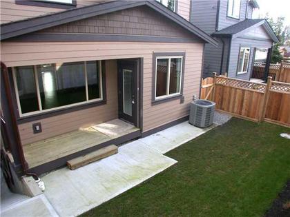 10 at 2712 Pkwy, Blueridge NV, North Vancouver
