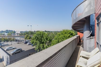 20 at 412 - 2250 Commerci Drive, Grandview Woodland, Vancouver East