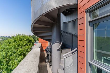 21 at 412 - 2250 Commerci Drive, Grandview Woodland, Vancouver East