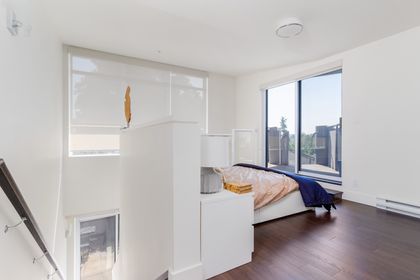 8 at 412 - 2250 Commerci Drive, Grandview Woodland, Vancouver East