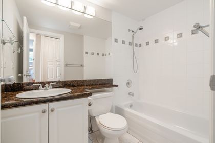 18 at 303 - 4181 Norfolk Street, Central BN, Burnaby North