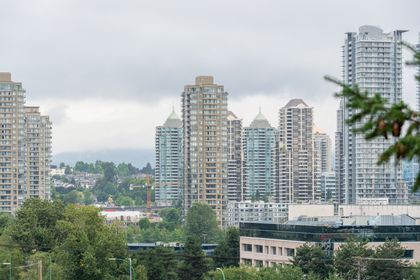 23 at 303 - 4181 Norfolk Street, Central BN, Burnaby North