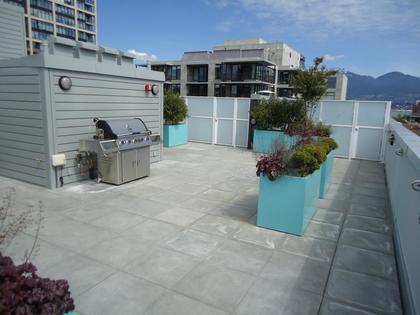 11 at 604 - 53 Street, Downtown VW, Vancouver West