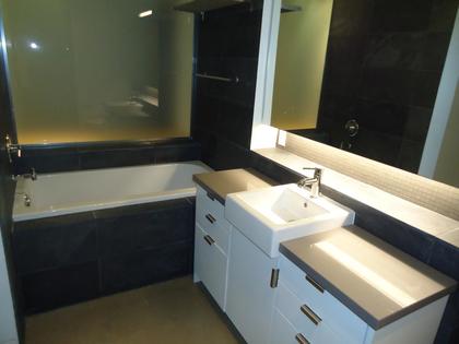 7 at 604 - 53 Street, Downtown VW, Vancouver West
