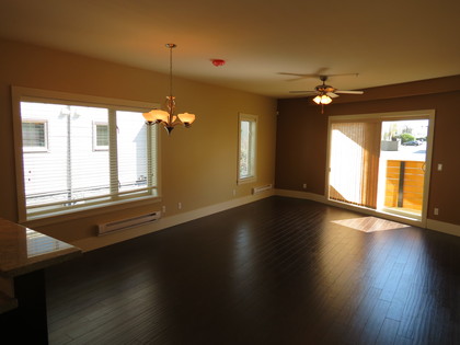 3 at 6512 Avenue, Forest Glen BS, Burnaby South