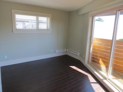 9 at 6512 Avenue, Forest Glen BS, Burnaby South