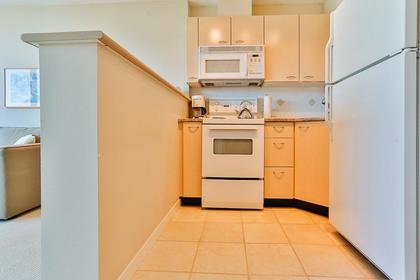 9 at 2103 - 1331 Street, Coal Harbour, Vancouver West
