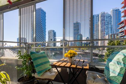 18 at 708 - 1372 Seymour Street, Downtown VW, Vancouver West