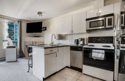 8 at 2201 - 939 Homer Street, Yaletown, Vancouver West