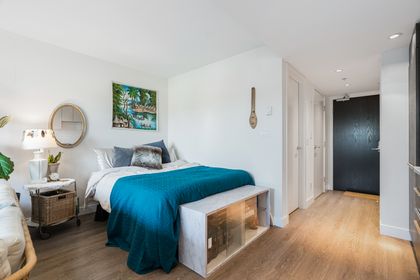 14 at 326 - 1588 E Hastings Street, Hastings, Vancouver East