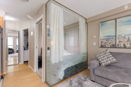 012 at 1901 - 939 Homer Street, Yaletown, Vancouver West