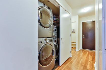 18 at 708 - 689 Street, Downtown VW, Vancouver West