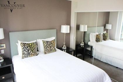10 at 703 - 1200 West Georgia Street, Coal Harbour, Vancouver West