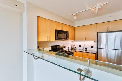 11 at 1008 - 63 Keefer Place, Downtown VW, Vancouver West