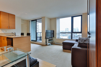 6 at 909 - 928 Street, Yaletown, Vancouver West
