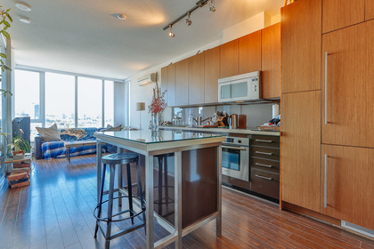 1 at 1606 - 1833 Crowe Street, False Creek, Vancouver West