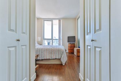 10 at 1606 - 1833 Street, False Creek, Vancouver West