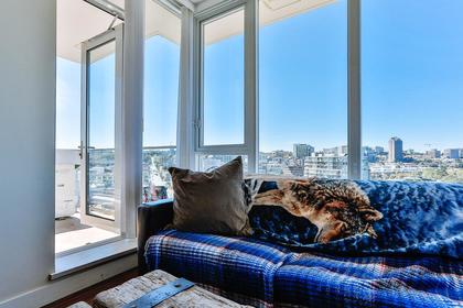 12 at 1606 - 1833 Street, False Creek, Vancouver West