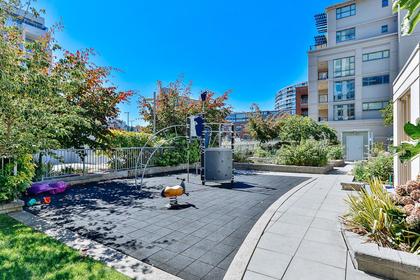 19 at 1606 - 1833 Street, False Creek, Vancouver West