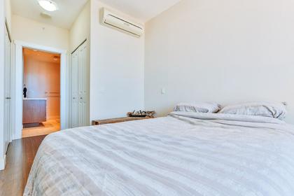 9 at 1606 - 1833 Street, False Creek, Vancouver West