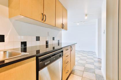 11 at 2707 - 63 Place, Downtown VW, Vancouver West