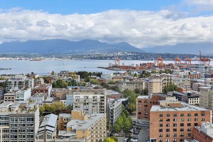3 at 2707 - 63 Place, Downtown VW, Vancouver West