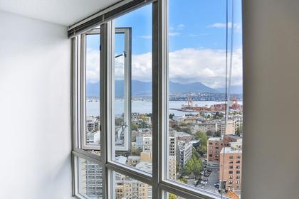 7 at 2707 - 63 Place, Downtown VW, Vancouver West