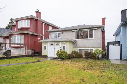 3-web-or-mls-0003 at 3055 E 24th Avenue, Renfrew Heights, Vancouver East
