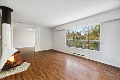 1 at 3 - 1786 Esquimalt Avenue, Ambleside, West Vancouver
