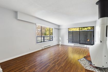 2 at 3 - 1786 Esquimalt Avenue, Ambleside, West Vancouver