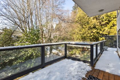 23 at 3 - 1786 Esquimalt Avenue, Ambleside, West Vancouver