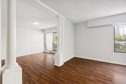 3 at 3 - 1786 Esquimalt Avenue, Ambleside, West Vancouver