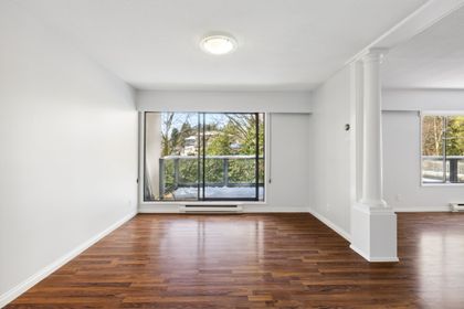 5 at 3 - 1786 Esquimalt Avenue, Ambleside, West Vancouver