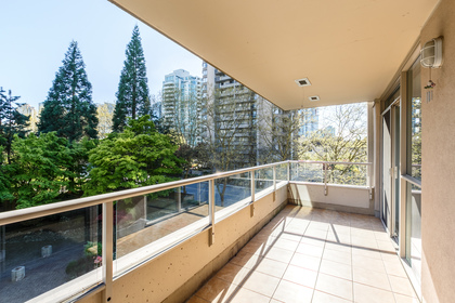6 at 403 - 6070 McMurray Avenue, Forest Glen BS, Burnaby South
