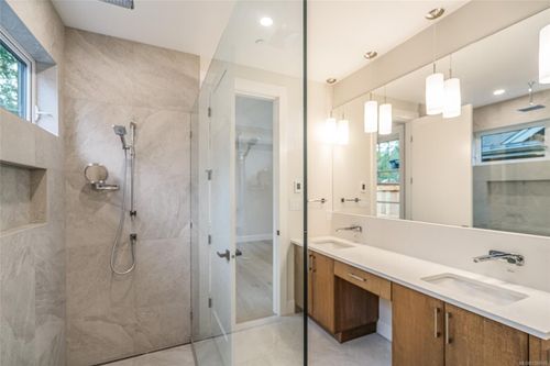  at 513 Hole-in-one Drive, Qualicum Beach, BC, Islands-Van. & Gulf