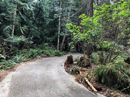 Nature Trails next to Resort at 513 Hole-in-one Drive, Qualicum Beach, BC, Islands-Van. & Gulf