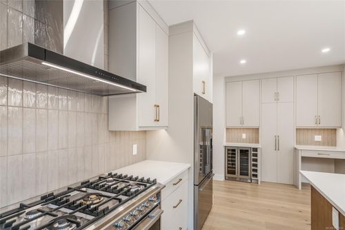  at 513 Hole-in-one Drive, Qualicum Beach, BC, Islands-Van. & Gulf