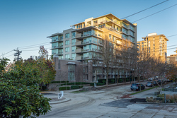 702-1675-West-8th-Ave-Vancouver-360hometours-01s-1 at 702 - 1675 8th Avenue West, Fairview VW, Vancouver West