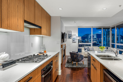 702-1675-west-8th-ave-vancouver-360hometours-05s at 702 - 1675 8th Avenue West, Fairview VW, Vancouver West