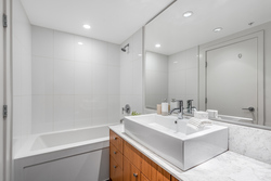 702-1675-west-8th-ave-vancouver-360hometours-28s at 702 - 1675 8th Avenue West, Fairview VW, Vancouver West